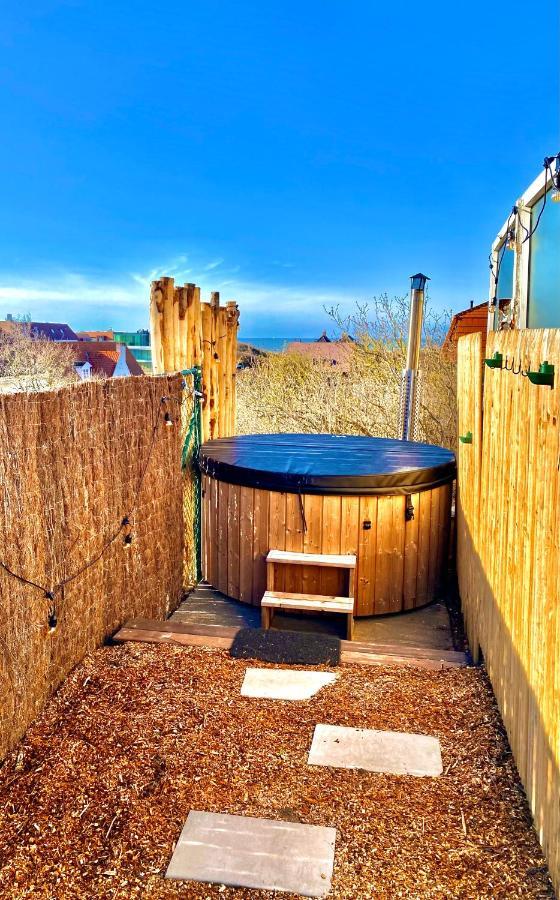 Villa Friedolin Heeft Zicht Op Zee En Duinen, In Duinenreservaat, Hot Tub Met Jacuzzi En Sauna Met Zeezichten Te أوستدوينكيرك المظهر الخارجي الصورة